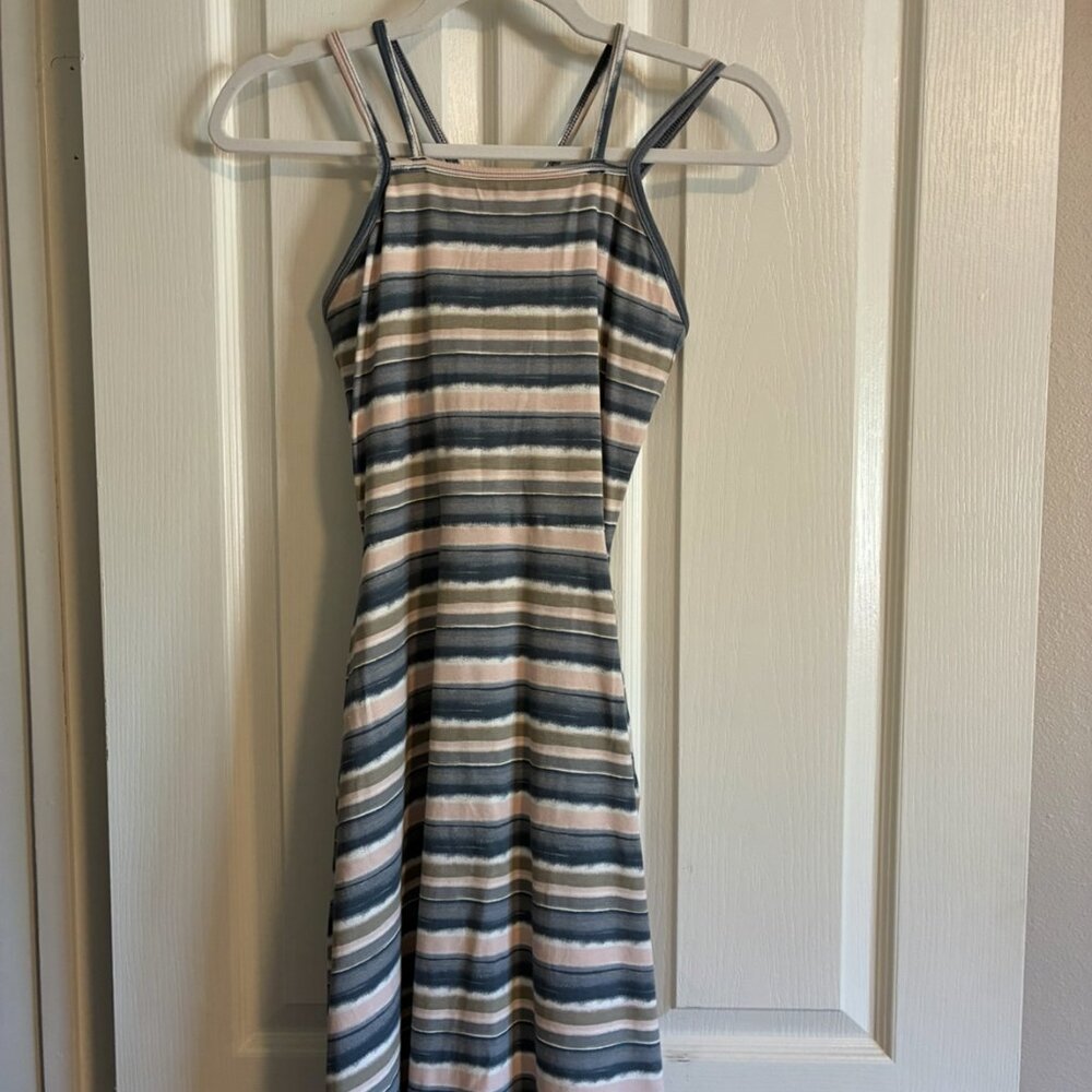 Pact dress with pockets